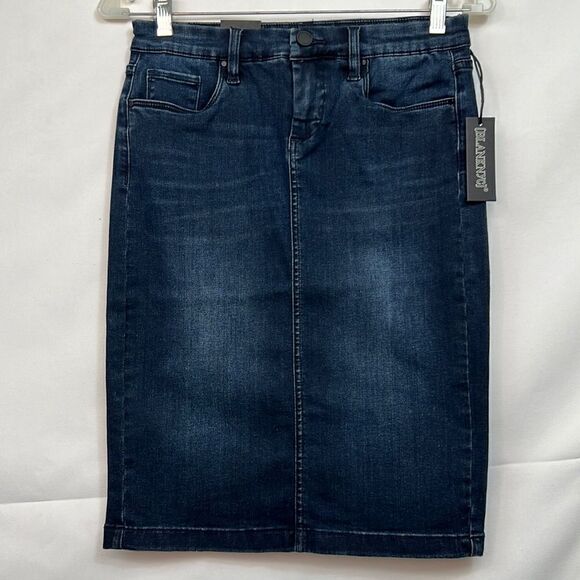 BlankNYC dark denim pencil skirt size 25 NWT - Picture 1 of 10